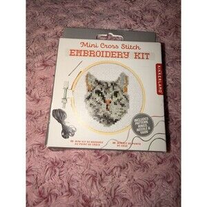 Kikkerland Mini Cross Stitch Embroidery Kit Cat Pattern NEW